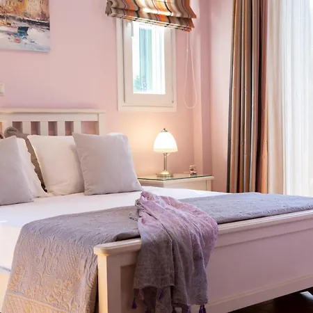 Phaedra, Inoro Villa