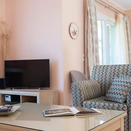 Phaedra, Inoro Villa *